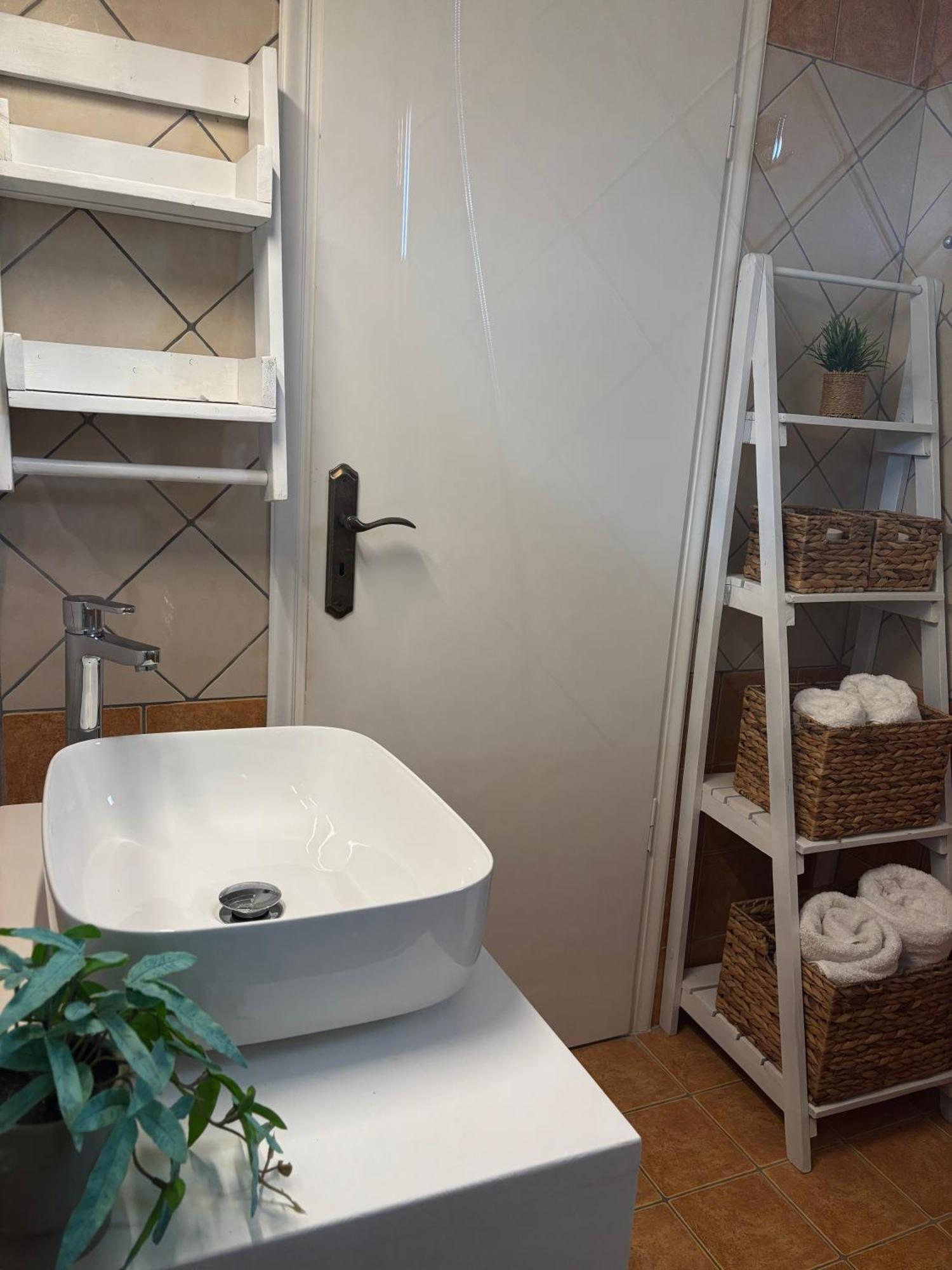 Garden Studios Аликес Екстериор снимка